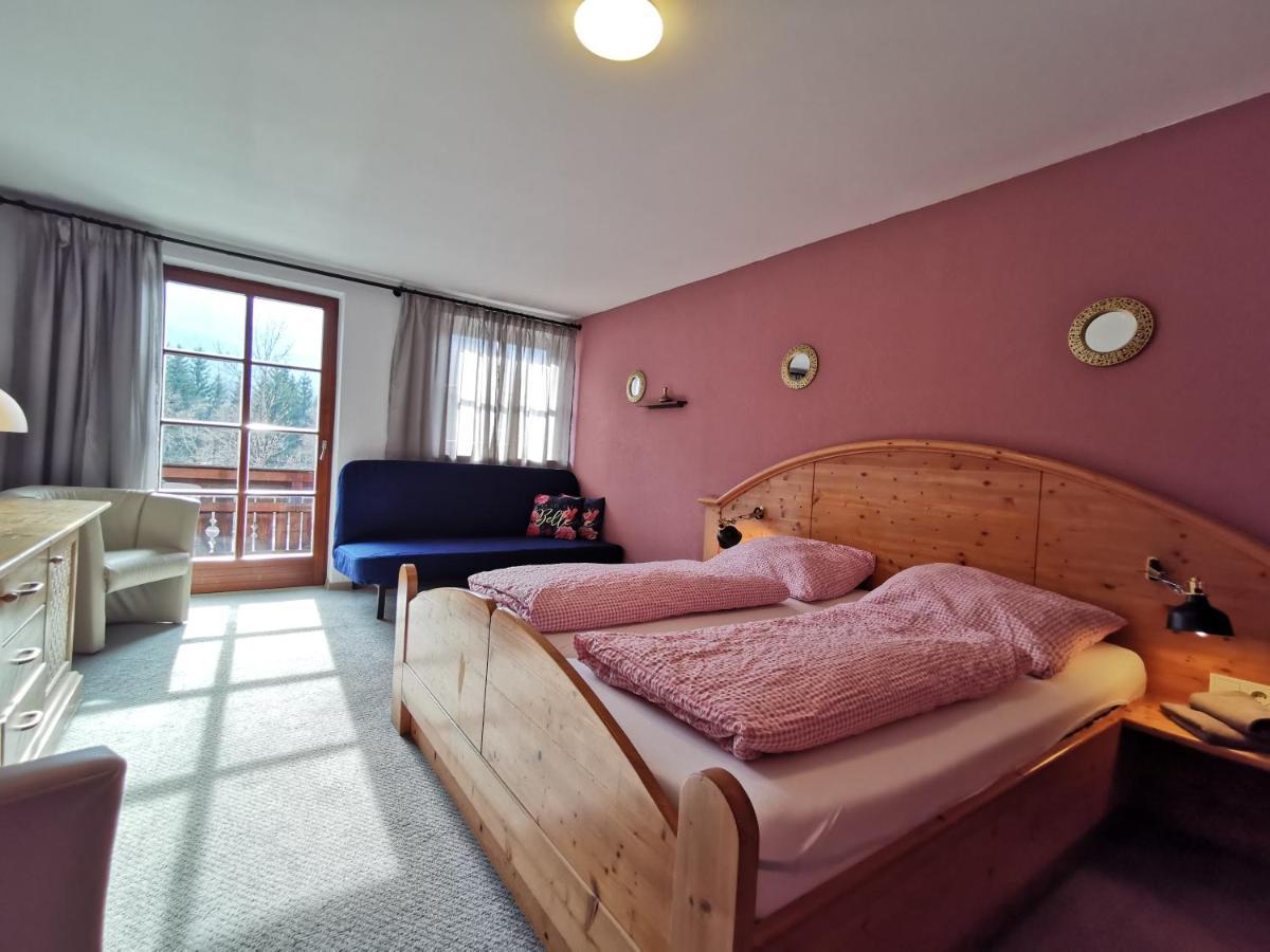 Landhotel Kastanienhof 군더셰임 외부 사진