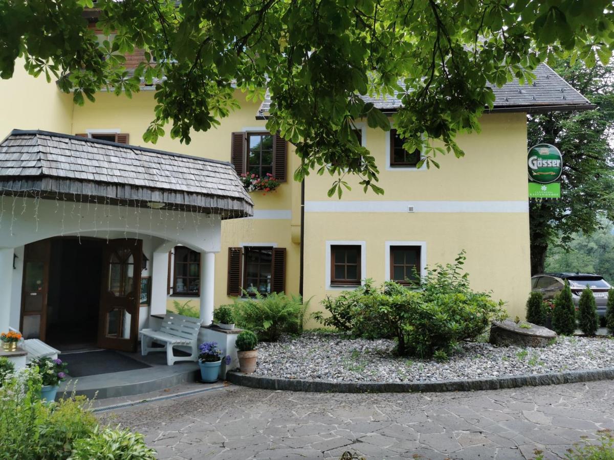 Landhotel Kastanienhof 군더셰임 외부 사진